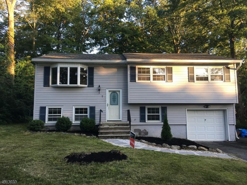 7 Greentree Rd - Photo 1