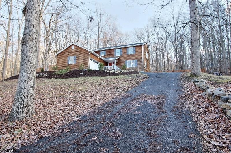16 Briar Dr - Photo 1