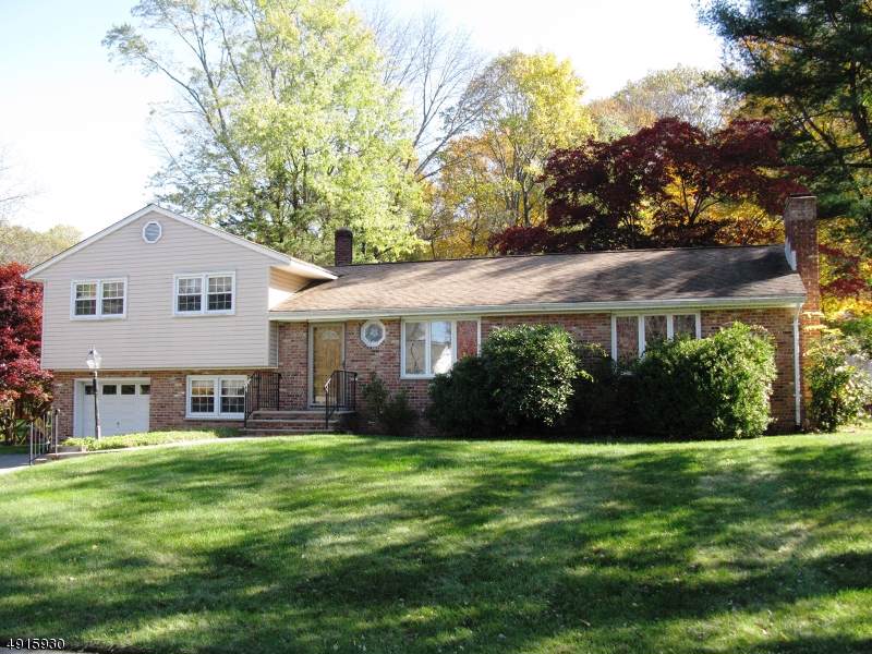 29 Sanford Dr - Photo 1