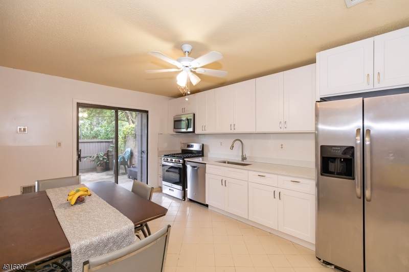 78 Westgate Dr - Photo 1