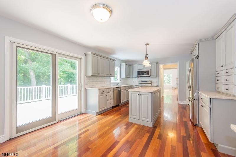 9 Woodland Hills Dr - Photo 1