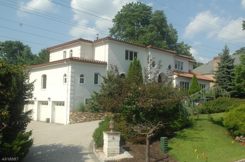 4 Timber Rock Ct - Photo 1
