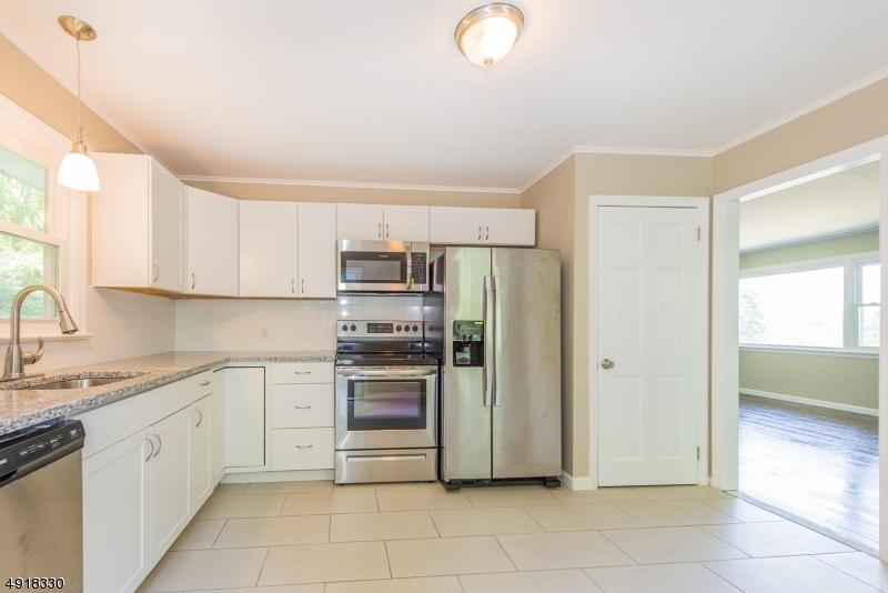 15 Overlook Dr - Photo 1