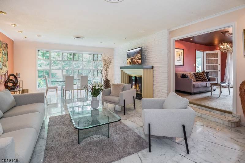 39 Witherspoon Rd - Photo 1