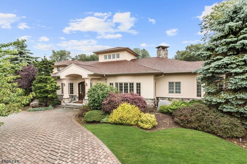 11 Thames Dr - Photo 1