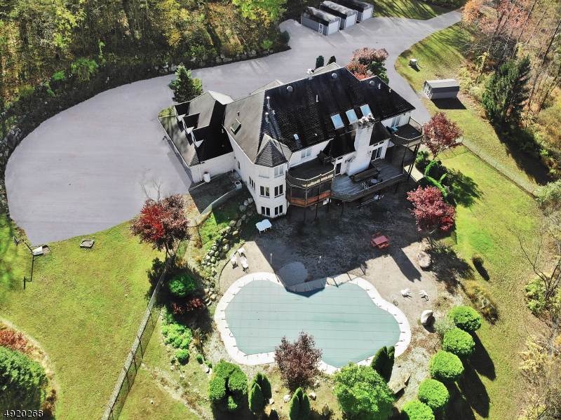 647 W Mountain Rd - Photo 1