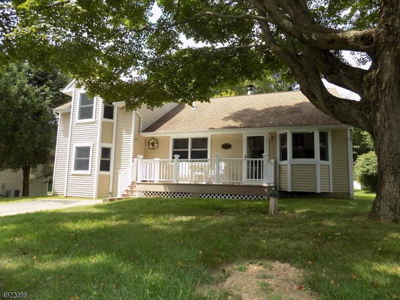 3 Elm Pl - Photo 1