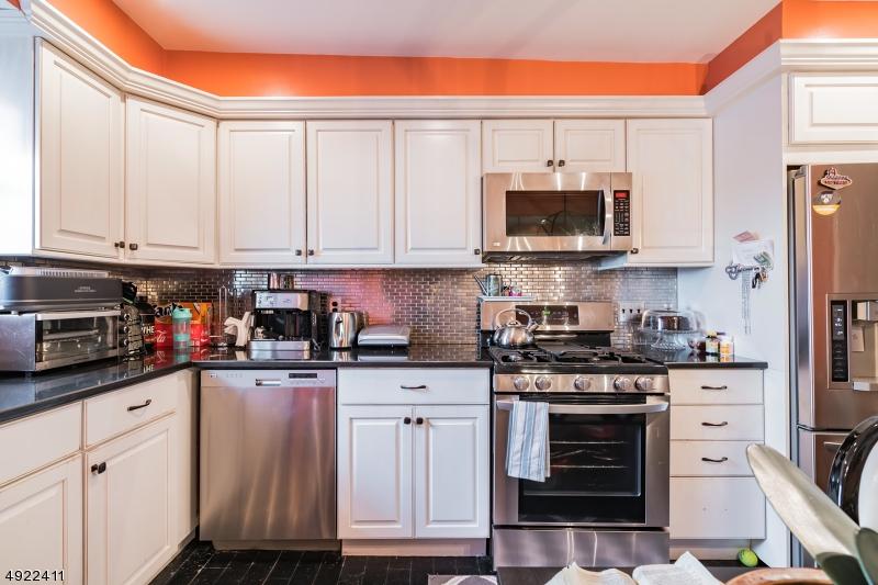 63 Rome St - Photo 1