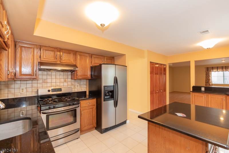 15 Firethorn Dr - Photo 1