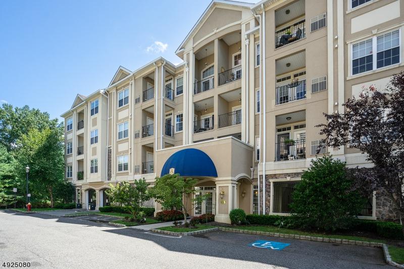 7109 Ravenscroft Rd - Photo 1