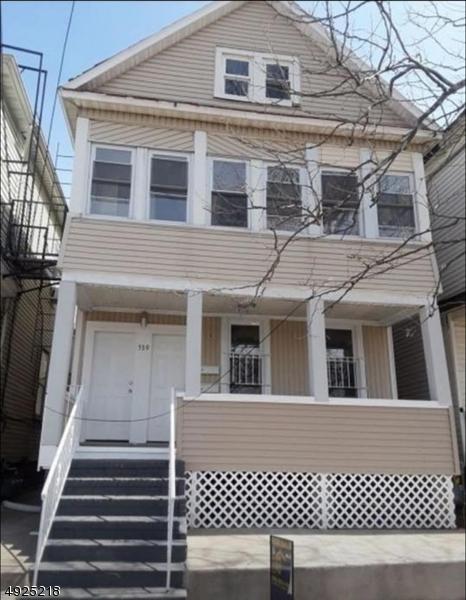 539 S Park St - Photo 1
