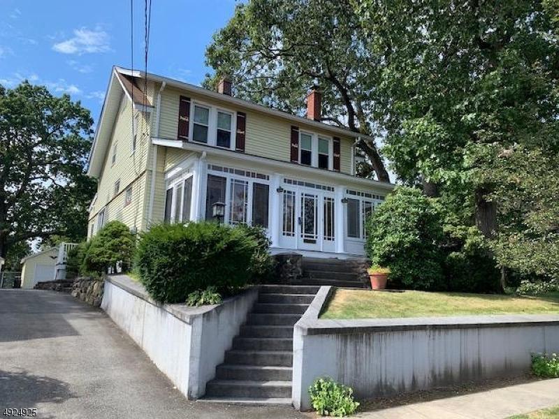 203 Dawson Ave - Photo 1