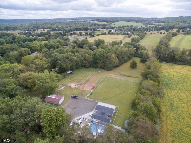 45 Dutch Ln - Photo 1