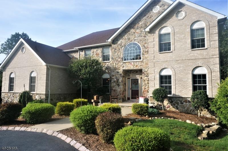 2 Lourdes Court - Photo 1