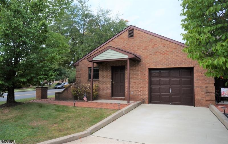 1 Fisher Ct - Photo 1