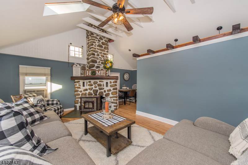 59 Hillside Rd - Photo 1
