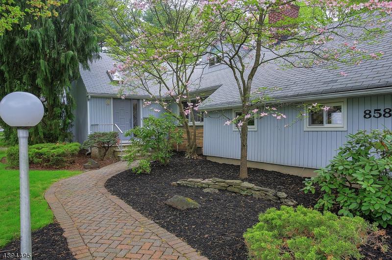 858 Village Green - Photo 1