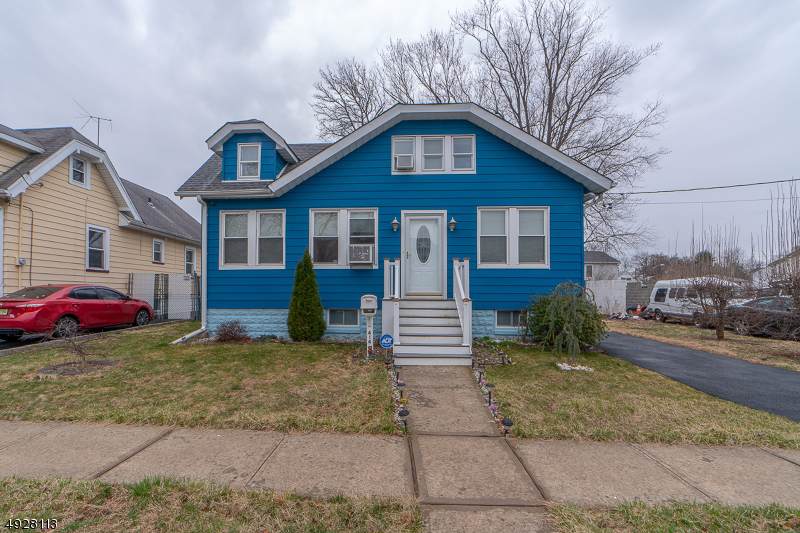414 Martin St - Photo 1