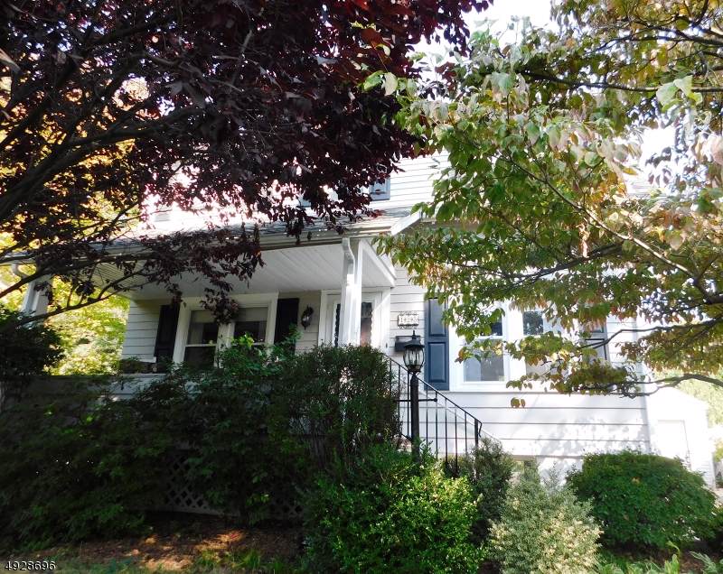 125 8TH AVE - Photo 1