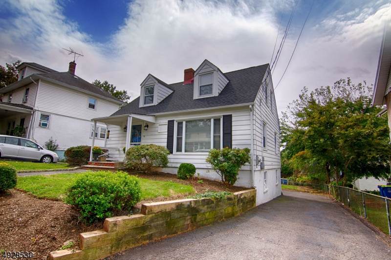 15 Center St - Photo 1