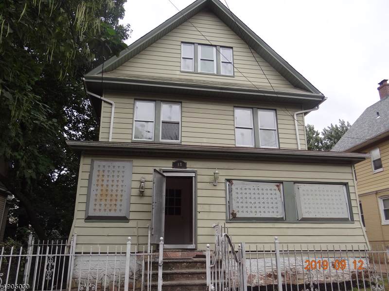 18 Voorhees St - Photo 1
