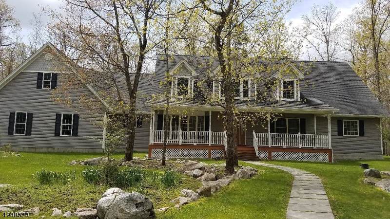 20 Maple Ln - Photo 1