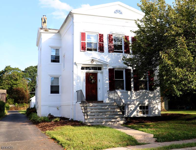 27 E Main St - Photo 1