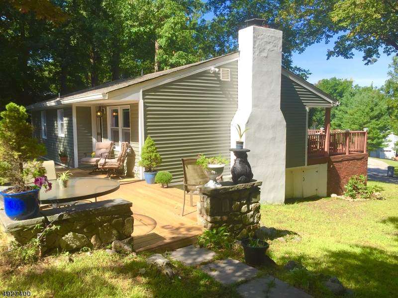 8 S Lakeview Dr - Photo 1