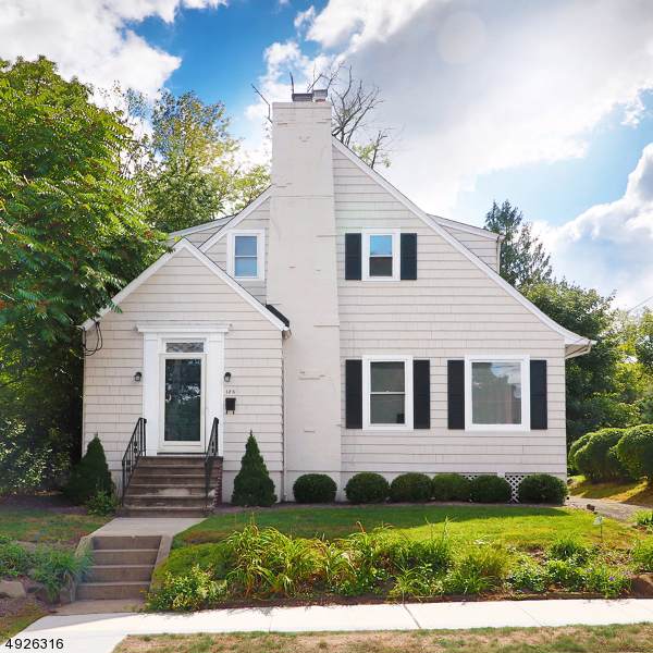 126 Center Ave - Photo 1