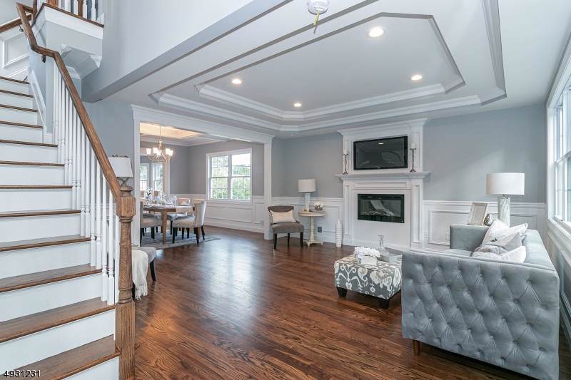 835 Grandview Ave - Photo 1