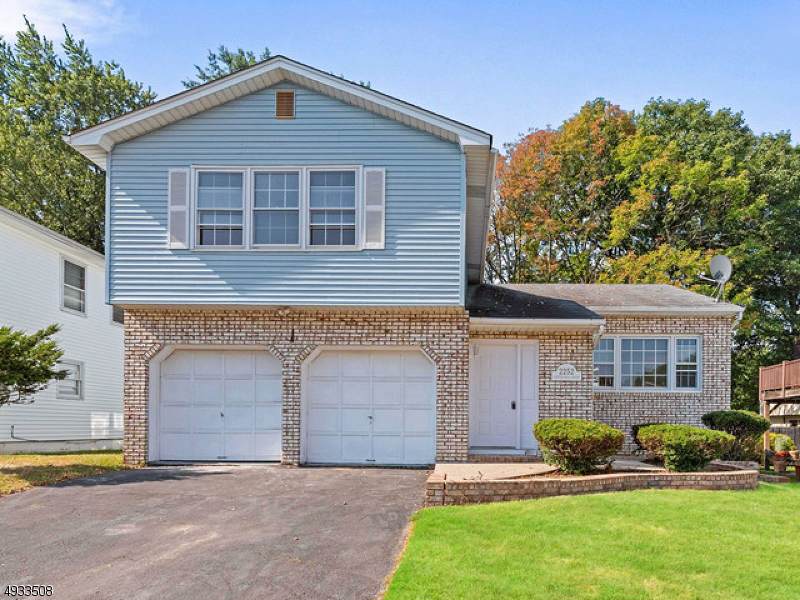 2252 Copper Hill Dr - Photo 1