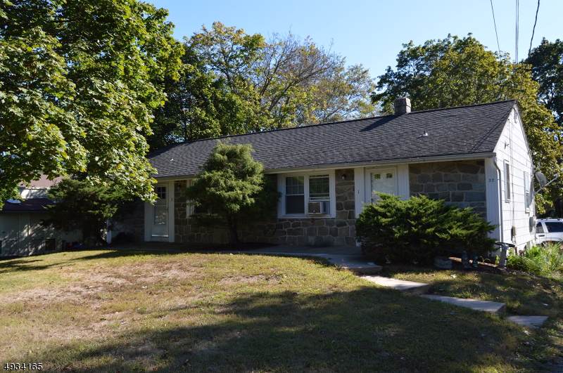 22 Broad St - Photo 1