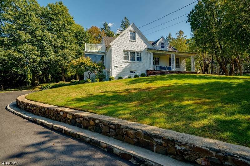 42 Grandview Pl - Photo 1