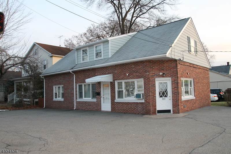 88 West Hanover Ave - Photo 1