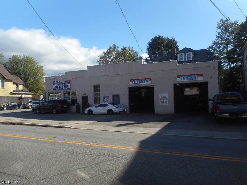 550 Ringwood Ave - Photo 1