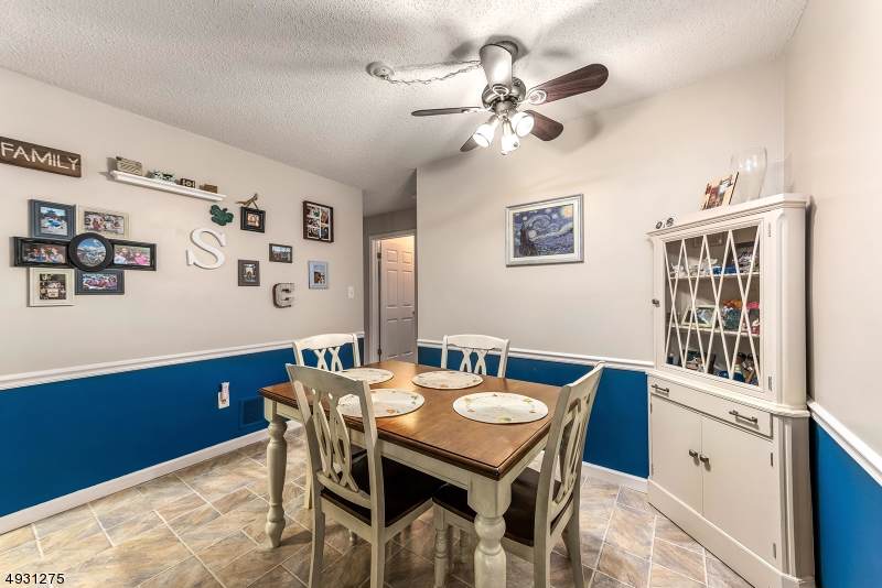 1212 Richmond Rd - Photo 1
