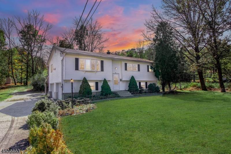 31 Sherman Ridge Rd - Photo 1