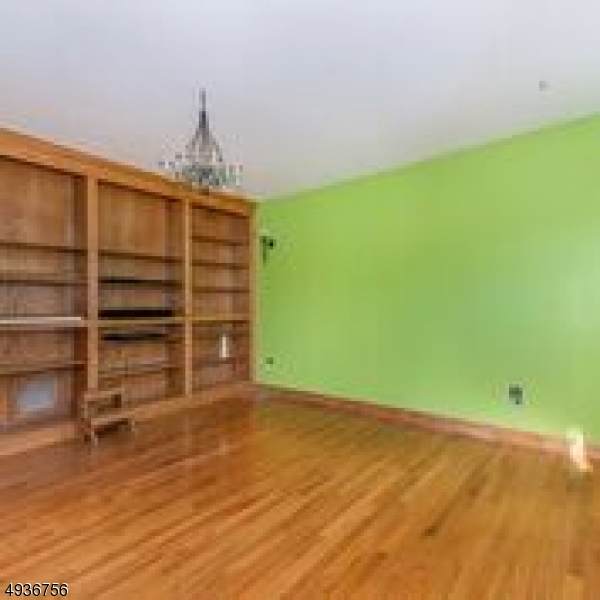 19 Autumn Dr - Photo 1