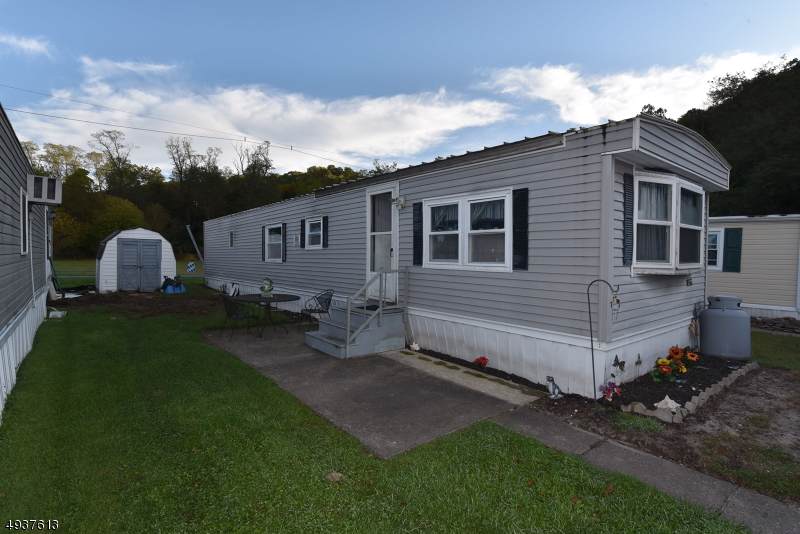 190 Route 46, Unit 27 - Photo 1