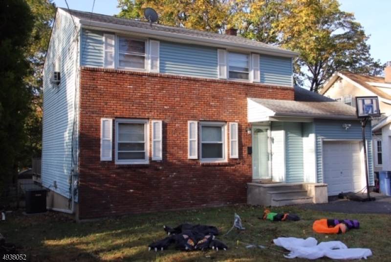 728 Leland Ave - Photo 1