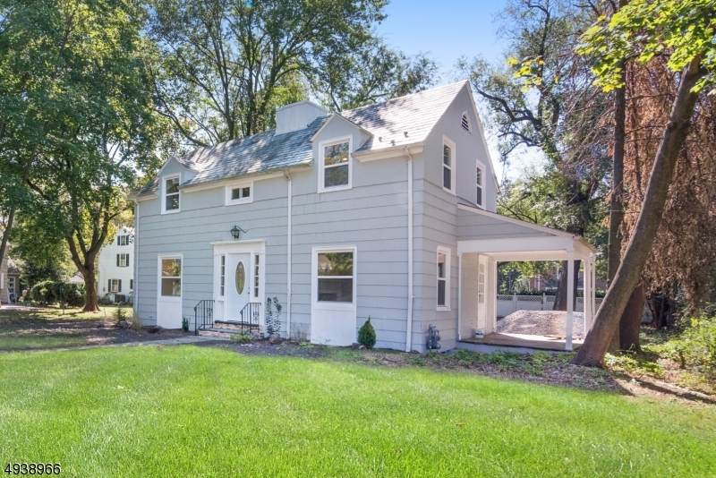 228 Bradford Rd - Photo 1