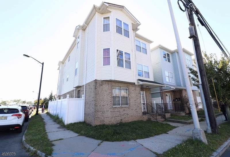247 1ST ST - Photo 1