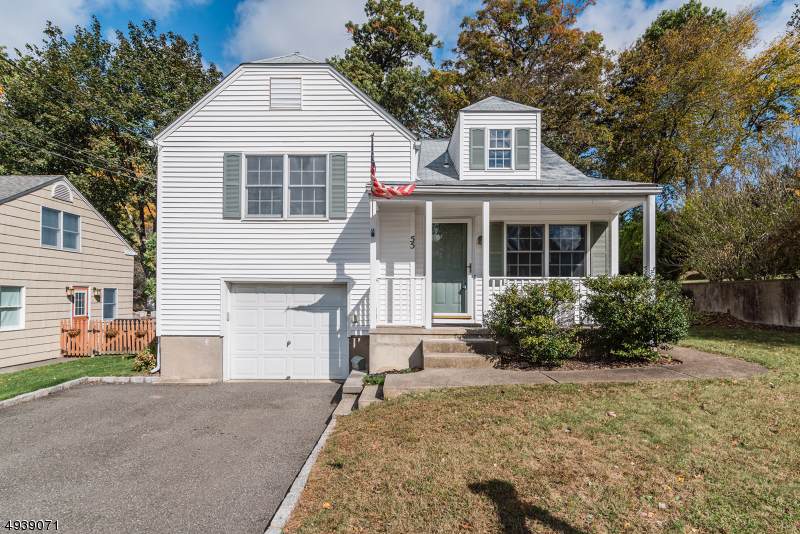 55 Washington Ave - Photo 1