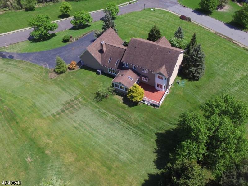 4 Cardinal Way - Photo 1
