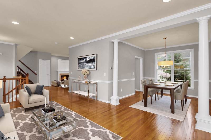 105 Arrowgate Dr - Photo 1