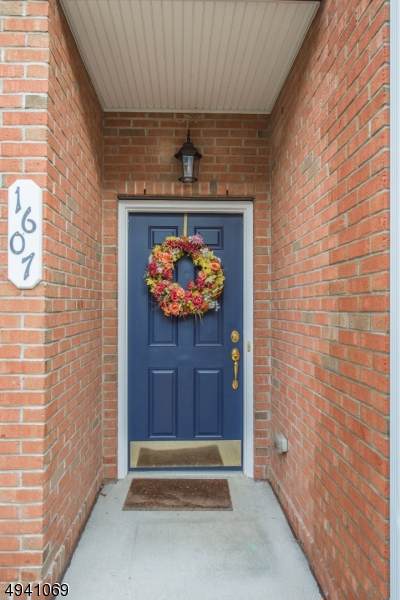 1607 Hamilton St - Photo 1