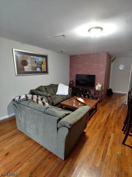 587 70TH ST - Photo 1