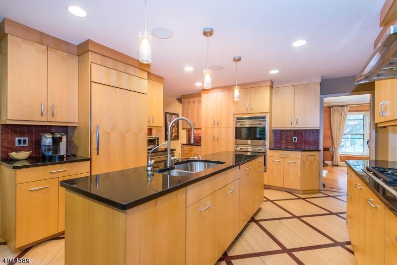 36 Robin Hood Way - Photo 1