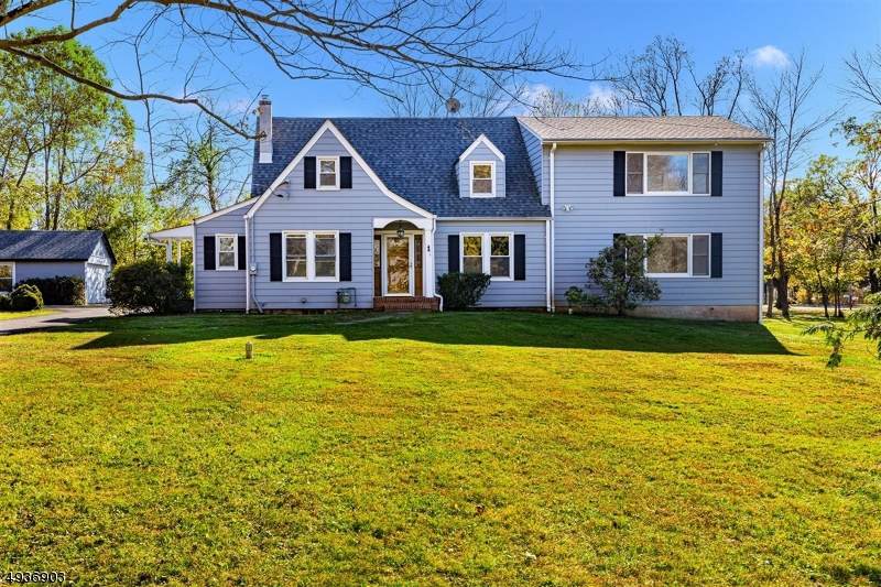 818 Quarry Ln - Photo 1