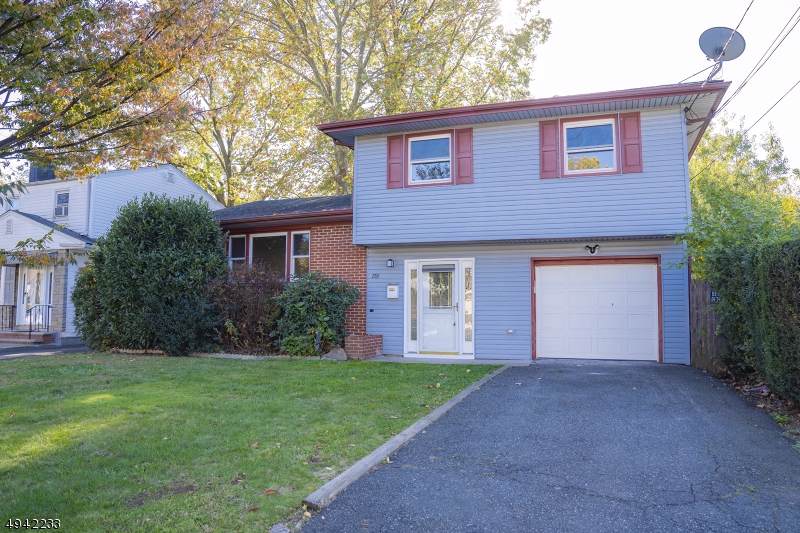 289 E Stearns St - Photo 1